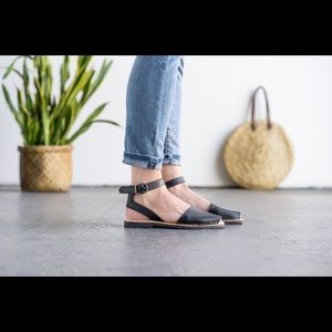 PONS AVARCAS CLASSIC STYLE STRAP BLACK